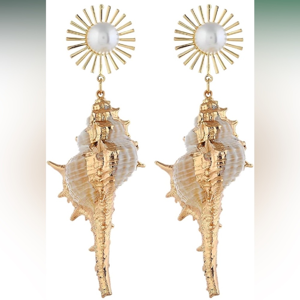 Bohemian Gold and Cream Conch Shell Drop Earrings